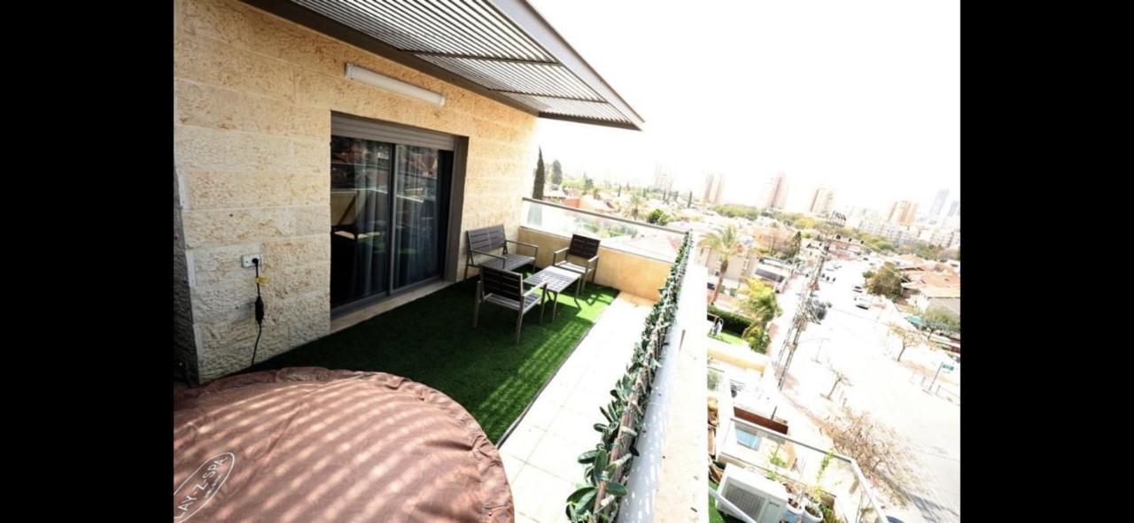 מיני פנטהאוז Hotel Beersheba Bagian luar foto