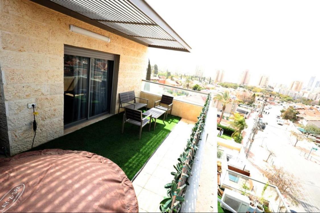 מיני פנטהאוז Hotel Beersheba Bagian luar foto