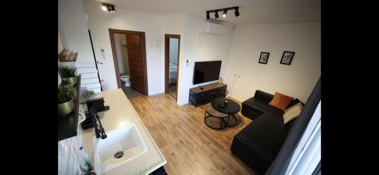 מיני פנטהאוז Hotel Beersheba Bagian luar foto